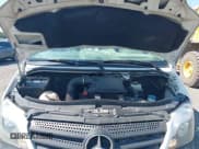 ✅ 2016 Mercedes-Benz Sprinter Cargo • VIN: WD3PE7DD7GP246609 • Lot: 42846416. Wystawiony na IAAI z przebiegiem 192 615 mil. Bezpłatny archiwum sprzedaży aukcyjnych z USA i szczegółowy raport historii pojazdu na DreamBid. Zdjęcie 10.