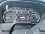 ✅ 2022 Chevrolet Silverado 1500 LTZ • VIN: 3GCUYGET9NG190955 • Lot: 75223464. Wystawiony na Copart z przebiegiem 19 225 mil. Bezpłatny archiwum sprzedaży aukcyjnych z USA i szczegółowy raport historii pojazdu na DreamBid. Zdjęcie 9.