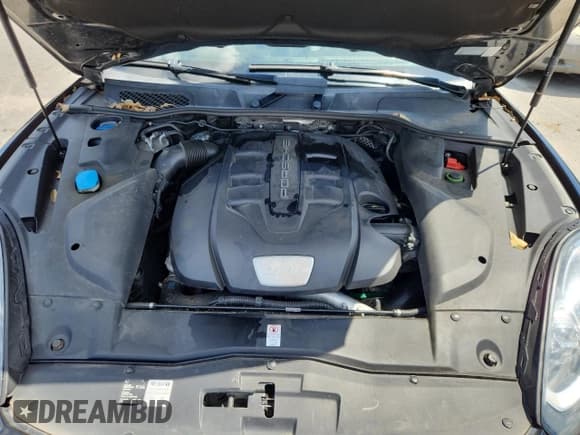 ✅ 2015 Porsche Cayenne Diesel • VIN: WP1AF2A28FLA31307 • Lot: 61741785. Listed on Copart with 284,360 mi. Free auction sales archive from the USA and detailed vehicle history report at DreamBid. Image 12.