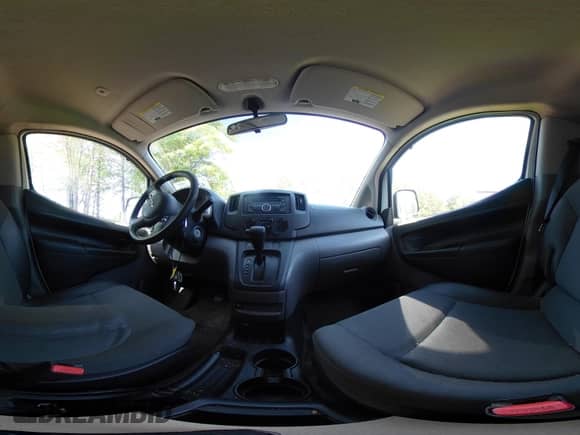 2017 Chevrolet City Express Cargo LS z VIN 3N63M0YN0HK705738, wystawiony jako IAAI lot #42104563 z przebiegiem 153 181 mil mil oraz . Historia ofert i sprzedaży dostępna na DreamBid. Obrazek 18.