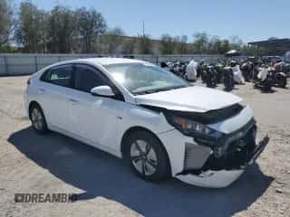 2017 Hyundai Ioniq Blue z VIN KMHC65LC4HU051709, wystawiony jako Copart lot #51735314 z przebiegiem 122 760 mil mil oraz Szkoda całkowita • Salvage title. Historia ofert i sprzedaży dostępna na DreamBid. Obrazek 4.