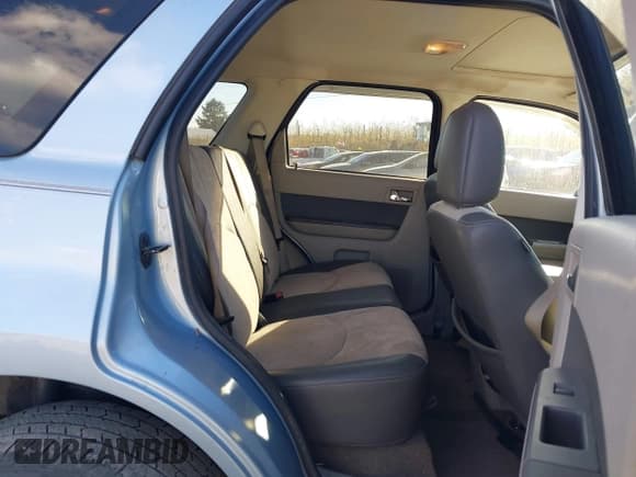 ✅ 2009 Mercury Mariner Premier • VIN: 4M2CU87779KJ24765 • Lot: 43696747. Wystawiony na IAAI z przebiegiem 186 125 mil. Bezpłatny archiwum sprzedaży aukcyjnych z USA i szczegółowy raport historii pojazdu na DreamBid. Zdjęcie 8.