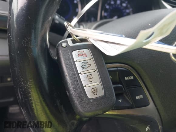 ✅ 2012 Hyundai Azera • VIN: KMHFH4JG6CA192055 • Лот: 43228294. Опубликован ранее на IAAI с пробегом 170 887 миль. Бесплатный доступ к архиву аукционных продаж из США и подробный отчёт об истории автомобиля на DreamBid. Изображение 11.