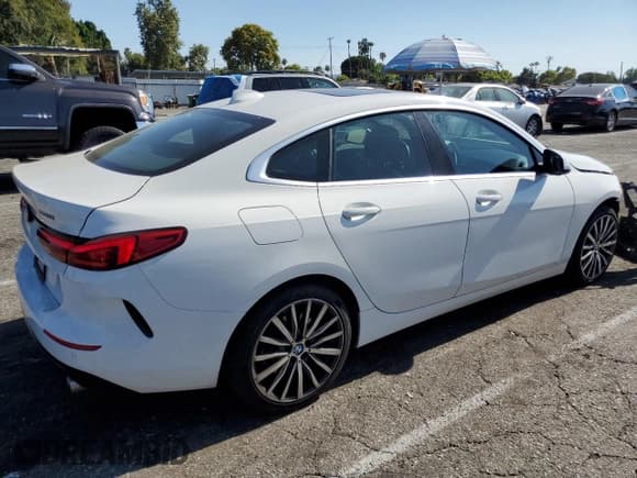 ✅ 2021 BMW 2 Series 228i xDrive • VIN: WBA73AK01M7H59911 • Lot: 63120215. Wystawiony na Copart z przebiegiem 81 655 mil. Bezpłatny archiwum sprzedaży aukcyjnych z USA i szczegółowy raport historii pojazdu na DreamBid. Zdjęcie 3.
