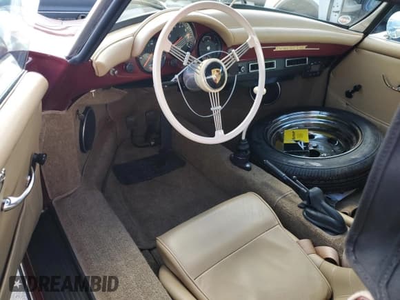 ✅ 1967 Volkswagen Beetle • VIN: 157343436 • Lot: 77122704. Listed on Copart with 1,328 mi. Free auction sales archive from the USA and detailed vehicle history report at DreamBid. Image 8.