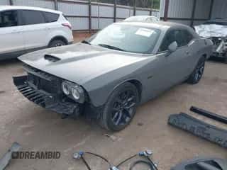 2023 Dodge Challenger R/T z VIN 2C3CDZBT5PH638154, wystawiony jako IAAI lot #41909092 z przebiegiem 30 050 mil mil oraz . Historia ofert i sprzedaży dostępna na DreamBid. Obrazek 2.