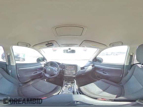 ✅ 2018 Mitsubishi Outlander SE • VIN: JA4AD3A39JZ042385 • Lot: 49874345. Listed on Copart with 166,339 mi. Free auction sales archive from the USA and detailed vehicle history report at DreamBid. Image 13.