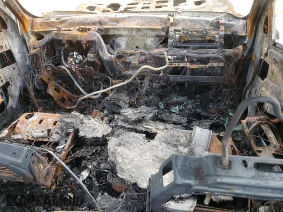 ✅ 2011 Chevrolet Silverado 2500HD LTZ • VIN: 1GC1KYC86BF118696 • Lot: 64945004. Wystawiony na Copart z przebiegiem Nie podano. Bezpłatny archiwum sprzedaży aukcyjnych z USA i szczegółowy raport historii pojazdu na DreamBid. Zdjęcie 8.