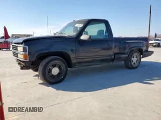 ✅ 1996 GMC Sierra 1500 • VIN: 1GTEC14W6TZ542964 • Лот: 45765975. Опубликован ранее на Copart с пробегом 2 986 092 миль. Бесплатный доступ к архиву аукционных продаж из США и подробный отчёт об истории автомобиля на DreamBid. Изображение 1.