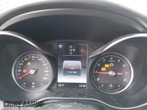 ✅ 2019 Mercedes-Benz GLC 300 • VIN: WDC0G4JB8KF563939 • Lot: 42284360. Listed on IAAI with 114,146 mi. Free auction sales archive from the USA and detailed vehicle history report at DreamBid. Image 7.