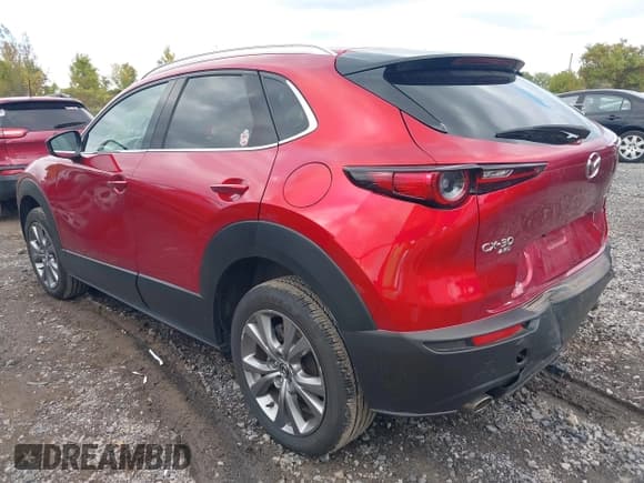 ✅ 2022 Mazda CX-30 S Premium • VIN: 3MVDMBDL8NM445482 • Лот: 43299181. Опубликован ранее на IAAI с пробегом 32 146 миль. Бесплатный доступ к архиву аукционных продаж из США и подробный отчёт об истории автомобиля на DreamBid. Изображение 3.