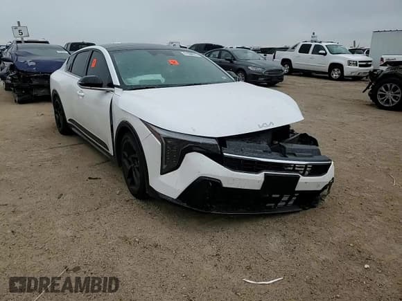 ✅ 2025 Kia K4 GT-Line Turbo • VIN: 3KPFW4DC9SE162482 • Lot: 81928815. Listed on Copart with 6,825 mi. Free auction sales archive from the USA and detailed vehicle history report at DreamBid. Image 13.