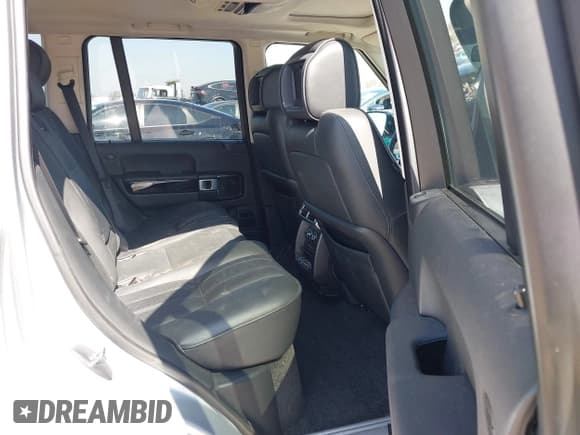 ✅ 2010 Land Rover Range Rover SC • VIN: SALMF1E41AA308123 • Lot: 42358785. Wystawiony na IAAI z przebiegiem Nie podano. Bezpłatny archiwum sprzedaży aukcyjnych z USA i szczegółowy raport historii pojazdu na DreamBid. Zdjęcie 8.