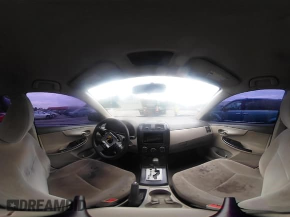 ✅ 2010 Toyota Corolla LE • VIN: 1NXBU4EE6AZ210021 • Лот: 43307376. Опубликован ранее на IAAI с пробегом 386 032 миль. Бесплатный доступ к архиву аукционных продаж из США и подробный отчёт об истории автомобиля на DreamBid. Изображение 18.