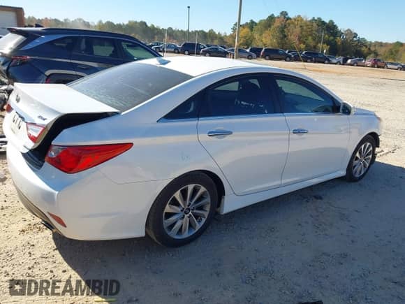 2014 Hyundai Sonata Limited z VIN 5NPEC4AB7EH937605, wystawiony jako IAAI lot #43483773 z przebiegiem 146 046 mil mil oraz . Historia ofert i sprzedaży dostępna na DreamBid. Obrazek 4.