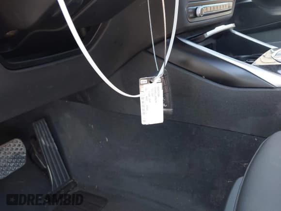 ✅ 2021 BMW 3 Series 330i • VIN: 3MW5R1J01M8B63507 • Лот: 43442253. Опубликован ранее на IAAI с пробегом 33 577 миль. Бесплатный доступ к архиву аукционных продаж из США и подробный отчёт об истории автомобиля на DreamBid. Изображение 11.