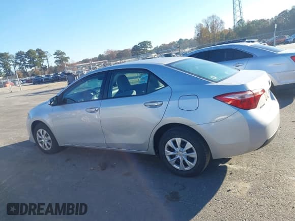 ✅ 2018 Toyota Corolla L • VIN: 2T1BURHE5JC051955 • Lot: 43692494. Listed on IAAI with 141,316 mi. Free auction sales archive from the USA and detailed vehicle history report at DreamBid. Image 14.
