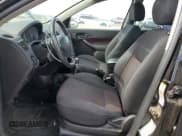 ✅ 2005 Ford Focus ST • VIN: 1FAHP38Z35W174951 • Lot: 66674795. Wystawiony na Copart z przebiegiem 220 215 mil. Bezpłatny archiwum sprzedaży aukcyjnych z USA i szczegółowy raport historii pojazdu na DreamBid. Zdjęcie 7.