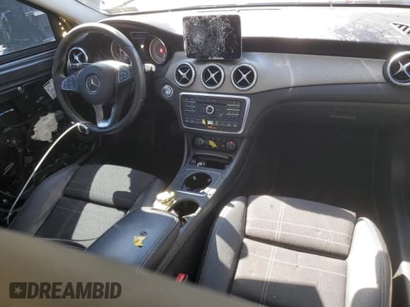 ✅ 2017 Mercedes-Benz GLA 250 • VIN: WDCTG4GB9HJ292254 • Lot: 84886125. Listed on Copart with Not provided. Free auction sales archive from the USA and detailed vehicle history report at DreamBid. Image 8.