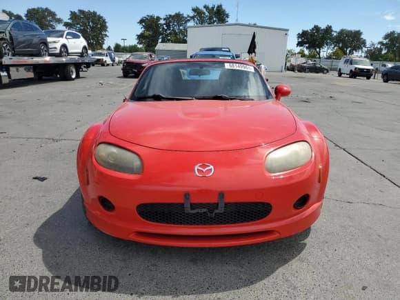 ✅ 2006 Mazda MX-5 Miata Sport • VIN: JM1NC25F360116968 • Lot: 68149965. Wystawiony na Copart z przebiegiem 136 121 mil. Bezpłatny archiwum sprzedaży aukcyjnych z USA i szczegółowy raport historii pojazdu na DreamBid. Zdjęcie 5.