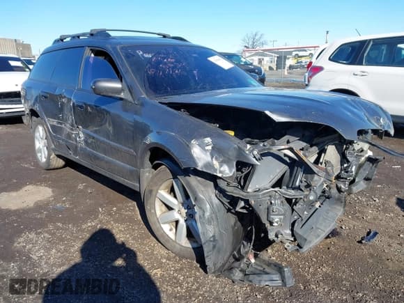 ✅ 2007 Subaru Legacy Outback Limited • VIN: 4S4BP62C277312087 • Лот: 41569874. Опубликован ранее на IAAI с пробегом 324 712 миль. Бесплатный доступ к архиву аукционных продаж из США и подробный отчёт об истории автомобиля на DreamBid. Изображение 18.