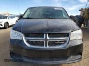 ✅ 2015 Dodge Grand Caravan SE • VIN: 2C4RDGBG6FR568136 • Lot: 92619575. Wystawiony na Copart z przebiegiem 142 577 mil. Bezpłatny archiwum sprzedaży aukcyjnych z USA i szczegółowy raport historii pojazdu na DreamBid. Zdjęcie 5.