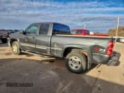 ✅ 2004 Chevrolet Silverado 1500 Z71 • VIN: 2GCEK19T741107768 • Лот: 94147185. Опубликован ранее на Copart с пробегом Не указан. Бесплатный доступ к архиву аукционных продаж из США и подробный отчёт об истории автомобиля на DreamBid. Изображение 2.
