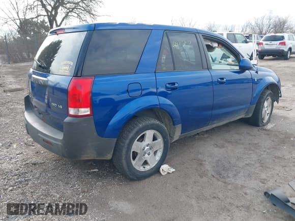 ✅ 2005 Saturn VUE • VIN: 5GZCZ63465S866865 • Lot: 41825612. Wystawiony na IAAI z przebiegiem Nie podano. Bezpłatny archiwum sprzedaży aukcyjnych z USA i szczegółowy raport historii pojazdu na DreamBid. Zdjęcie 4.