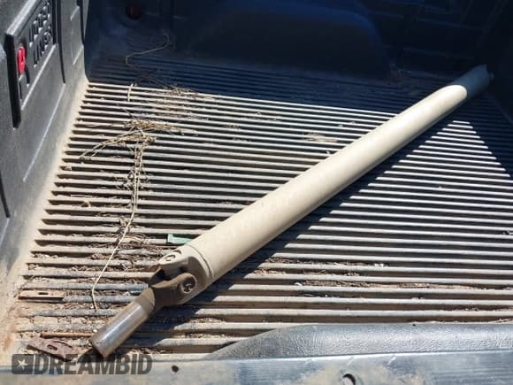 ✅ 2005 Chevrolet Silverado 1500 LS • VIN: 2GCEK13T851391955 • Лот: 43048963. Опубликован ранее на IAAI с пробегом 299 822 миль. Бесплатный доступ к архиву аукционных продаж из США и подробный отчёт об истории автомобиля на DreamBid. Изображение 12.