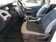 ✅ 2020 Chevrolet Bolt EV LT • VIN: 1G1FY6S07L4124162 • Lot: 70613214. Wystawiony na Copart z przebiegiem 35 814 mil. Bezpłatny archiwum sprzedaży aukcyjnych z USA i szczegółowy raport historii pojazdu na DreamBid. Zdjęcie 7.