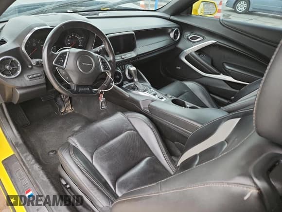 ✅ 2017 Chevrolet Camaro 2SS • VIN: 1G1FH1R72H0126244 • Лот: 89724945. Опубликован ранее на Copart с пробегом Не указан. Бесплатный доступ к архиву аукционных продаж из США и подробный отчёт об истории автомобиля на DreamBid. Изображение 8.