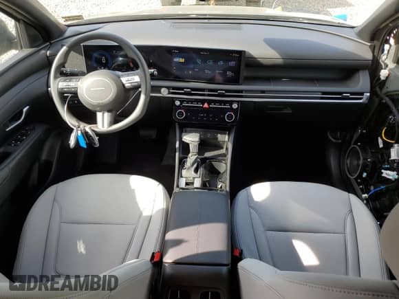 2025 Hyundai Santa Cruz SEL with VIN 5NTJBDDE4SH134416, listed as a Copart auction lot 57036785 with 5,059 mi miles and Salvage title. Bid and sale history available at DreamBid. Image 8.