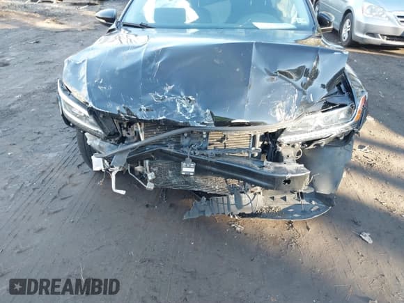 ✅ 2016 Volkswagen Passat SEL Premium • VIN: 1VWCM7A39GC059718 • Lot: 41222814. Wystawiony na IAAI z przebiegiem 117 627 mil. Bezpłatny archiwum sprzedaży aukcyjnych z USA i szczegółowy raport historii pojazdu na DreamBid. Zdjęcie 6.