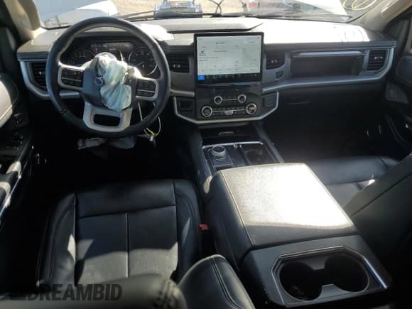 ✅ 2022 Ford Expedition XLT • VIN: 1FMJU1HT5NEA32185 • Lot: 86547665. Listed on Copart with 74,150 mi. Free auction sales archive from the USA and detailed vehicle history report at DreamBid. Image 8.