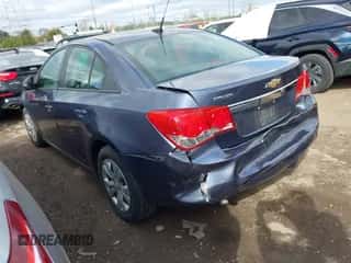 2013 Chevrolet Cruze LS with VIN 1G1PA5SHXD7140817, listed as a IAAI auction lot 43483326 with 104,080 mi miles and . Bid and sale history available at DreamBid. Image 3.