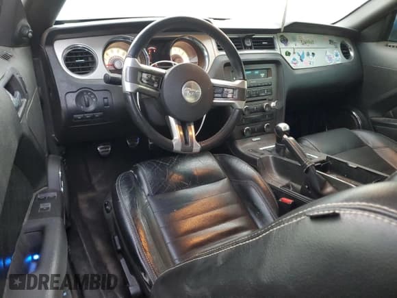 ✅ 2010 Ford Mustang GT • VIN: 1ZVBP8FH3A5120070 • Lot: 90307685. Listed on Copart with 273,359 mi. Free auction sales archive from the USA and detailed vehicle history report at DreamBid. Image 8.