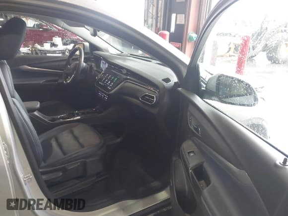 ✅ 2023 Chevrolet Bolt EUV Premier • VIN: 1G1FZ6S06P4184047 • Лот: 43541487. Опубликован ранее на IAAI с пробегом 28 642 миль. Бесплатный доступ к архиву аукционных продаж из США и подробный отчёт об истории автомобиля на DreamBid. Изображение 5.