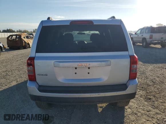 ✅ 2012 Jeep Patriot Sport • VIN: 1C4NJRBB8CD688512 • Lot: 86544145. Wystawiony na Copart z przebiegiem 149 864 mil. Bezpłatny archiwum sprzedaży aukcyjnych z USA i szczegółowy raport historii pojazdu na DreamBid. Zdjęcie 6.