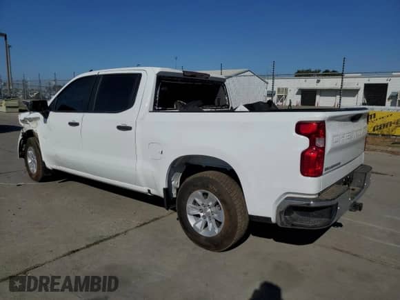 2022 Chevrolet Silverado 1500 Work Truck with VIN 3GCUDAED8NG568281, listed as a Copart auction lot 67176993 with 24,606 mi miles and Salvage title. Bid and sale history available at DreamBid. Image 2.