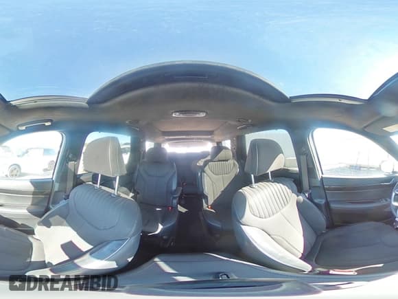 ✅ 2024 Hyundai Palisade Calligraphy • VIN: KM8R7DGE5RU729365 • Лот: 75958584. Опубликован ранее на Copart с пробегом 17 668 миль. Бесплатный доступ к архиву аукционных продаж из США и подробный отчёт об истории автомобиля на DreamBid. Изображение 16.