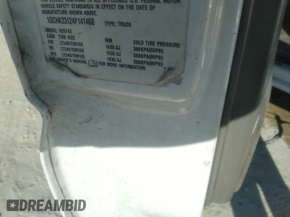 ✅ 2004 Chevrolet Silverado 2500HD LS • VIN: 1GCHK23124F141460 • Лот: 35680152. Опубликован ранее на IAAI с пробегом Не указан. Бесплатный доступ к архиву аукционных продаж из США и подробный отчёт об истории автомобиля на DreamBid. Изображение 9.