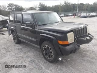 ✅ 2006 Jeep Commander • VIN: 1J8HG48K96C362677 • Lot: 43570666. Wystawiony na IAAI z przebiegiem 311 952 mil. Bezpłatny archiwum sprzedaży aukcyjnych z USA i szczegółowy raport historii pojazdu na DreamBid. Zdjęcie 1.
