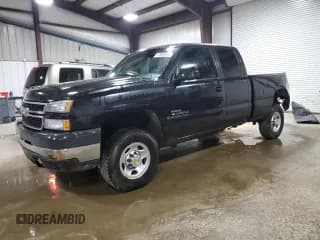 ✅ 2006 Chevrolet Silverado 2500HD LT2 • VIN: 1GCHK29D76E246358 • Лот: 57895345. Опубликован ранее на Copart с пробегом 262 330 миль. Бесплатный доступ к архиву аукционных продаж из США и подробный отчёт об истории автомобиля на DreamBid. Изображение 1.