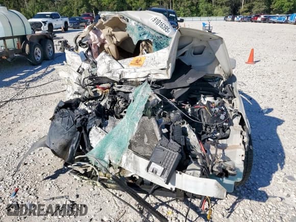 ✅ 2011 Buick LaCrosse CXS • VIN: 1G4GE5GD8BF380786 • Лот: 91016395. Опубликован ранее на Copart с пробегом Не указан. Бесплатный доступ к архиву аукционных продаж из США и подробный отчёт об истории автомобиля на DreamBid. Изображение 5.