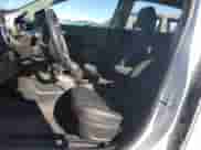 2013 Chevrolet Sonic RS z VIN 1G1JG6SB1D4213368, wystawiony jako Copart lot #46195565 z przebiegiem 112 951 mil mil oraz Czysty tytuł • Clean title. Historia ofert i sprzedaży dostępna na DreamBid. Obrazek 7.