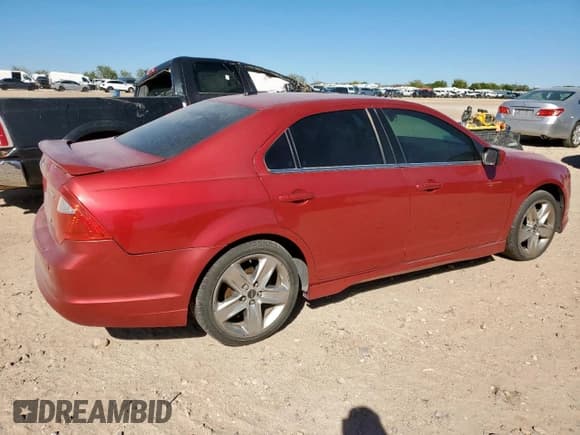 ✅ 2011 Ford Fusion SPORT • VIN: 3FAHP0KC6BR297502 • Lot: 85420475. Wystawiony na Copart z przebiegiem 193 645 mil. Bezpłatny archiwum sprzedaży aukcyjnych z USA i szczegółowy raport historii pojazdu na DreamBid. Zdjęcie 3.