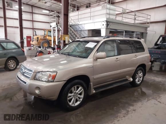 ✅ 2007 Toyota Highlander w/3rd Row • VIN: JTEEW21A370043793 • Лот: 41361431. Опубликован ранее на IAAI с пробегом 232 237 миль. Бесплатный доступ к архиву аукционных продаж из США и подробный отчёт об истории автомобиля на DreamBid. Изображение 2.