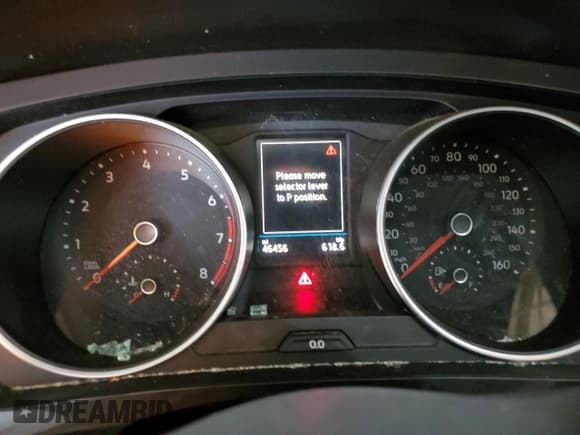 ✅ 2018 Volkswagen Tiguan SEL • VIN: 3VV2B7AX2JM154877 • Lot: 92349735. Listed on Copart with 46,456 mi. Free auction sales archive from the USA and detailed vehicle history report at DreamBid. Image 9.