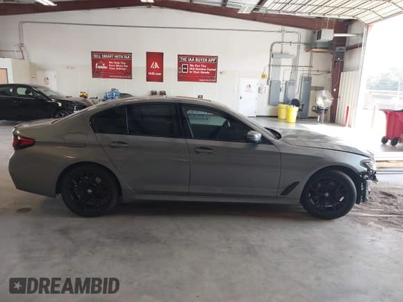 ✅ 2023 BMW 5 Series 530i • VIN: WBA53BH00PCN16314 • Lot: 43136209. Listed on IAAI with Not provided. Free auction sales archive from the USA and detailed vehicle history report at DreamBid. Image 14.