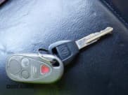 ✅ 2005 Acura MDX Touring • VIN: 2HNYD18935H523963 • Lot: 43533536. Wystawiony na IAAI z przebiegiem 280 941 mil. Bezpłatny archiwum sprzedaży aukcyjnych z USA i szczegółowy raport historii pojazdu na DreamBid. Zdjęcie 11.